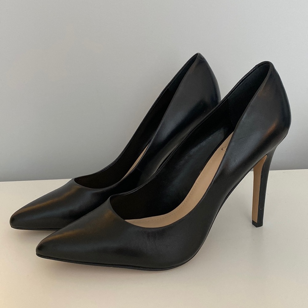Vince Camuto black heels